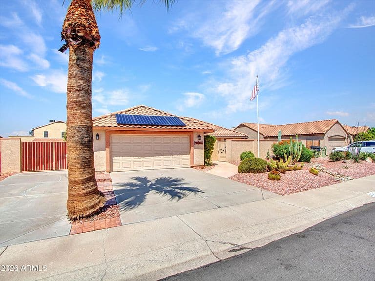 5424 W COCHISE Drive photo 2