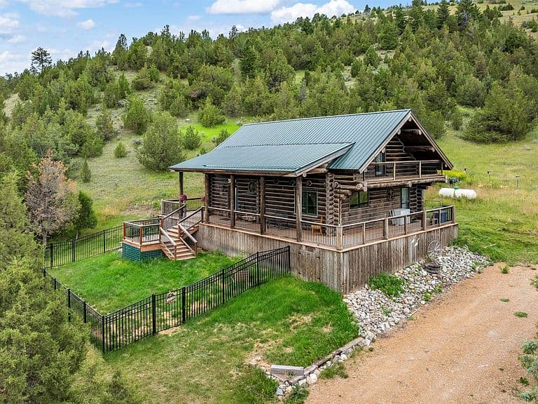 17248 Pole Gulch Rd photo 2