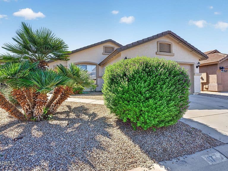 17 E MAYFIELD Drive photo 2