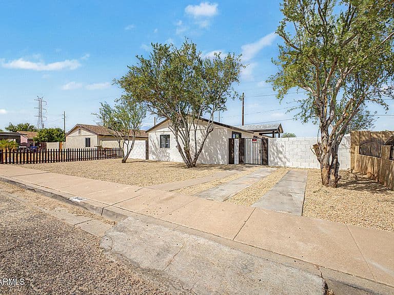 3646 W HADLEY Street photo 3