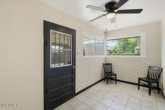 5147 W EARLL Drive photo 4