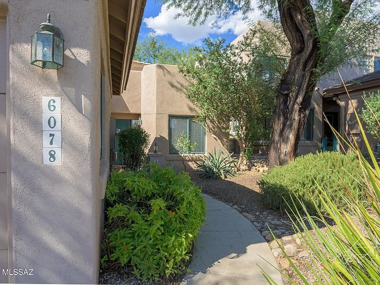6078 N Running Deer Cir photo 4