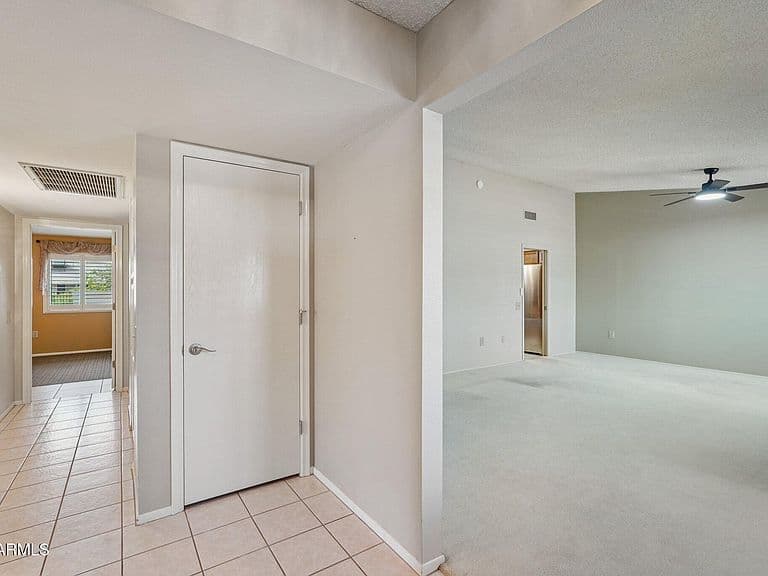 12739 W CRYSTAL LAKE Drive photo 4