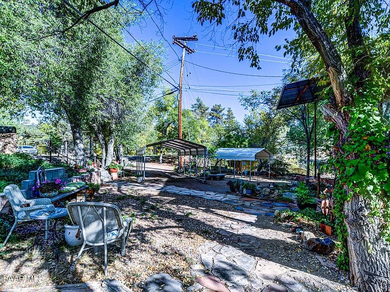 1800 Idylwild Rd photo 5
