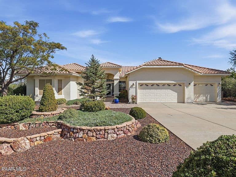 5687 Symphony Dr photo 5