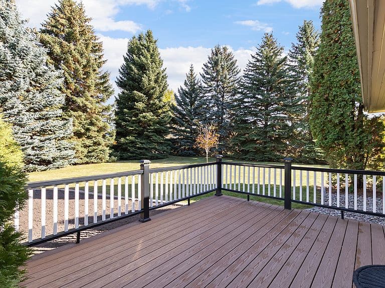 656 Shadow Ln photo 2