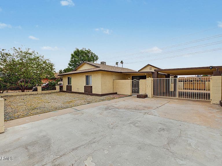 4630 E SOUTHERN Avenue photo 3