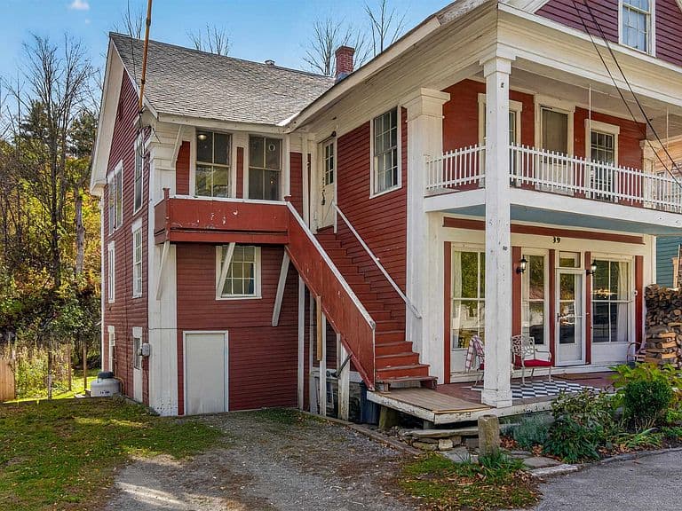 39 Pikes Falls Road photo 2