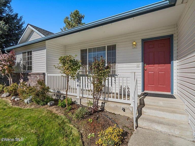 2055 E Briarleaf Ave photo 4
