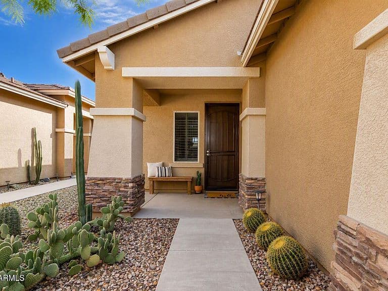 1845 W OWENS Way photo 3