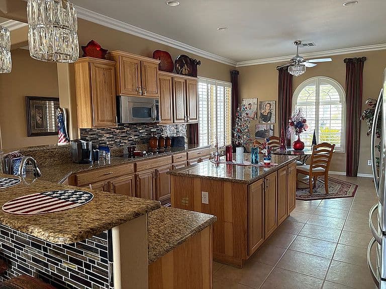 4093 N Monument Dr photo 1