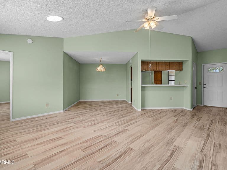 5115 E SALINAS Street photo 4