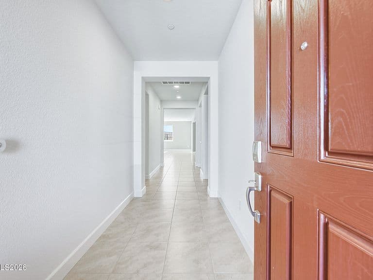 6752 Pilot Peak Ct photo 2