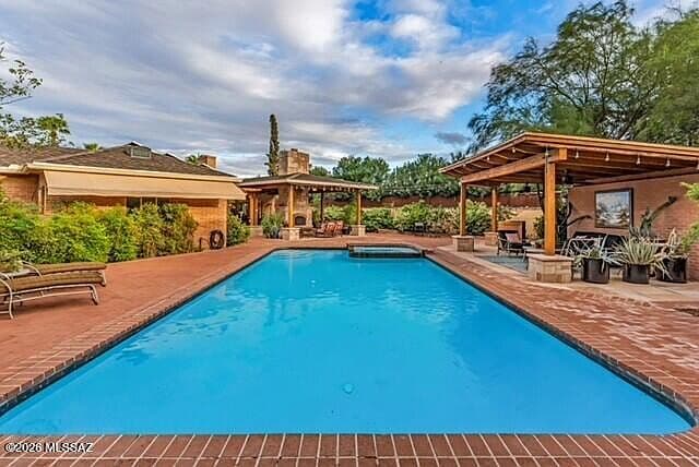 40 N Sierra Vista Dr photo 5