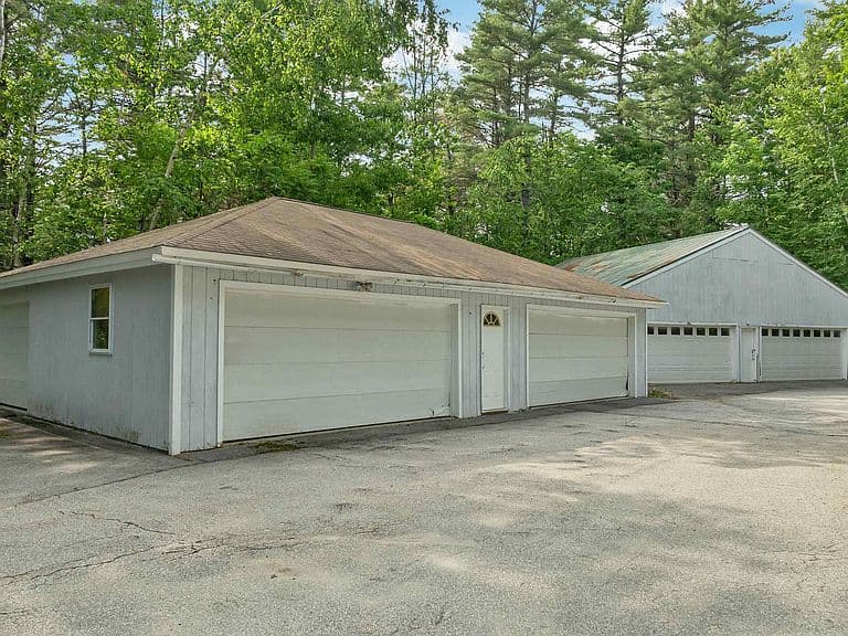 71 Winona Road photo 3