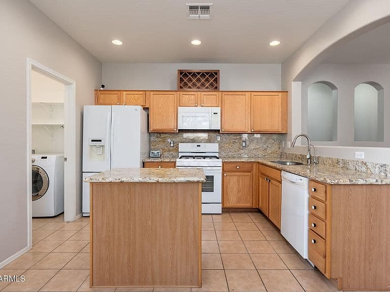 19121 N VENTANA Lane photo 3