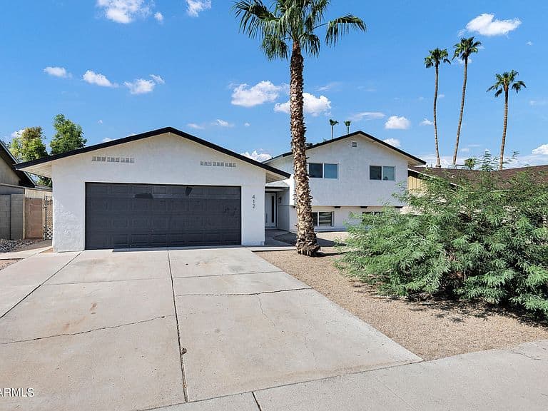 412 E ORION Street photo 3