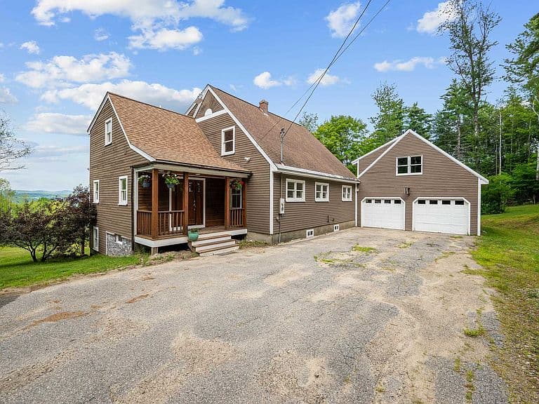 111 Stebbins Hill Road photo 1