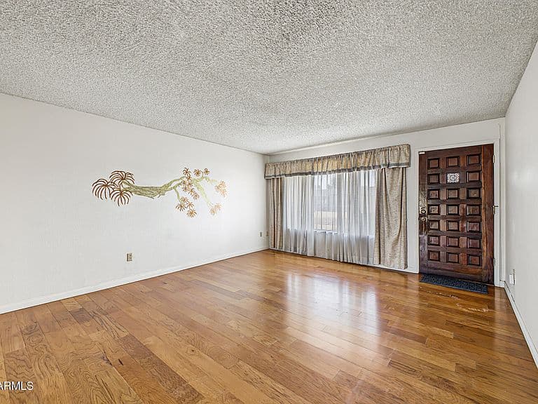 3402 E PARADISE Drive photo 4