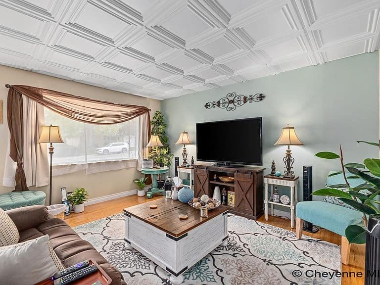 3456 Luckie Rd photo 2