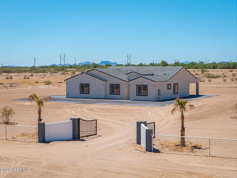40461 W ROBLES Road photo 1