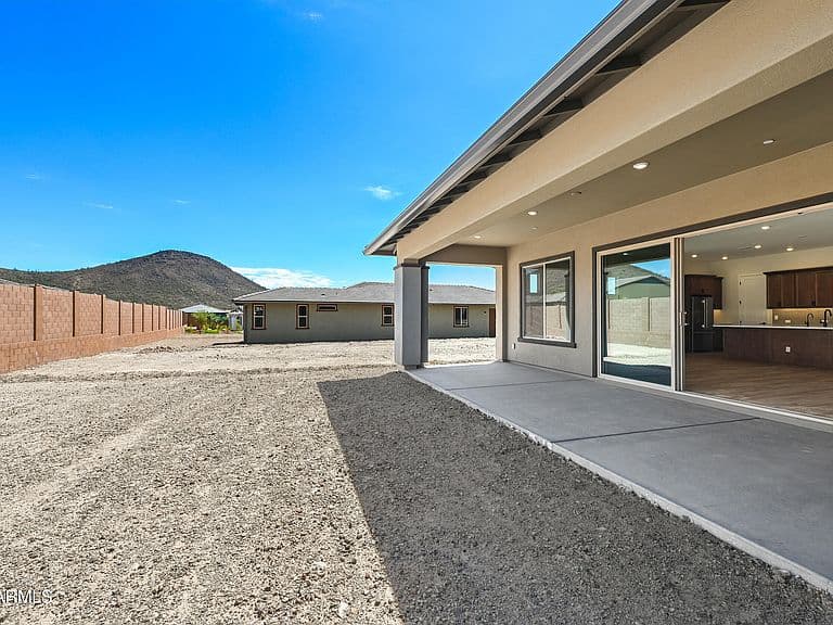 33481 N CHEVELON Drive photo 1
