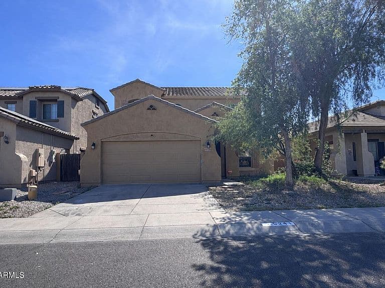 5241 W Shumway Farm Rd photo 1