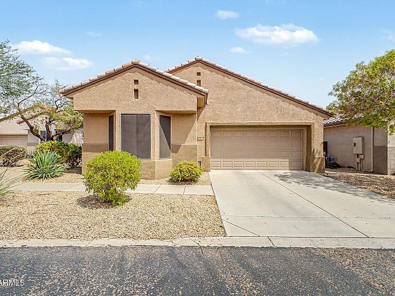 16118 W STARLIGHT Drive photo 1