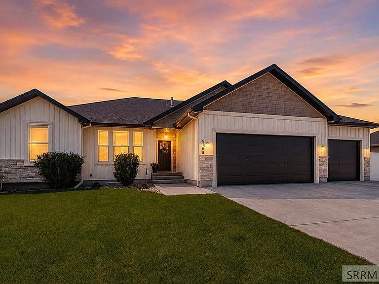 5188 Grassy Hill photo 1