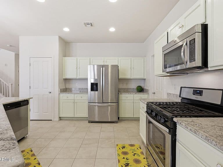 40820 W TAMARA Lane photo 1