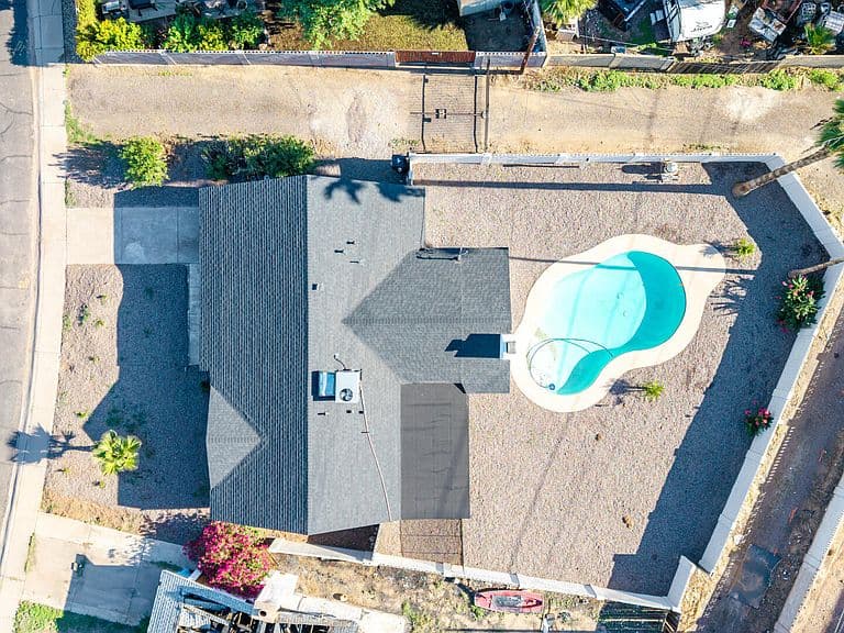 12656 N 26TH Drive photo 1