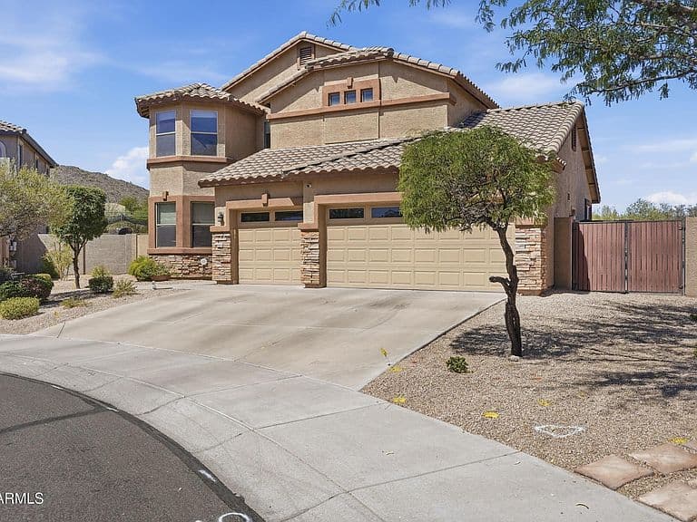 8371 W SPUR Drive photo 3