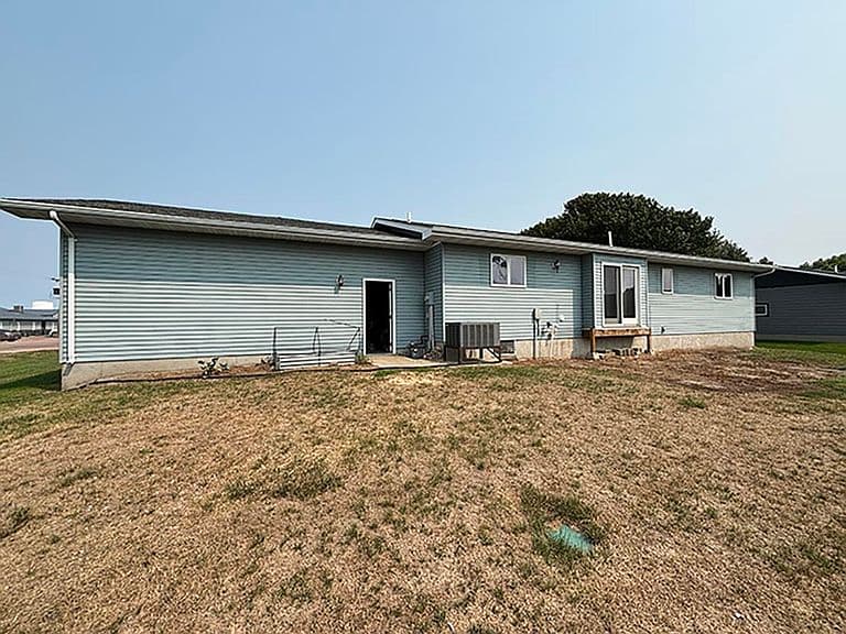 207 S Alfalfa St photo 4