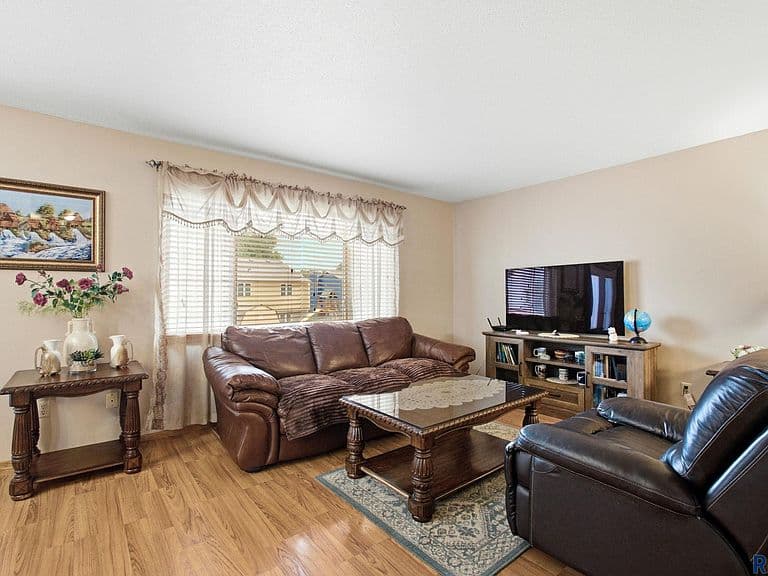 5505 W Abbey Ln photo 2
