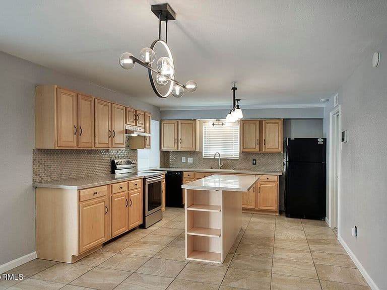 3049 W SUNNYSIDE Drive photo 4