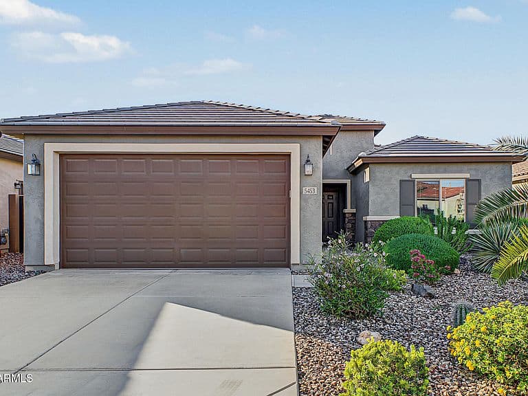 5453 W SARATOGA Way photo 2