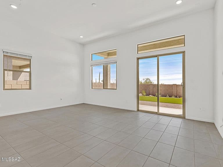 7549 W Janusia Ln photo 4