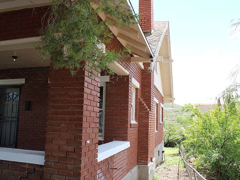 609 Bisbee Rd photo 3