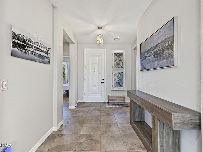 1157 W DESERT LILY Drive photo 5