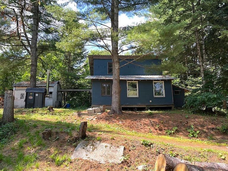 424 Howse Road photo 2