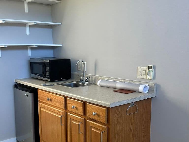407 CAMPBELL Street photo 1