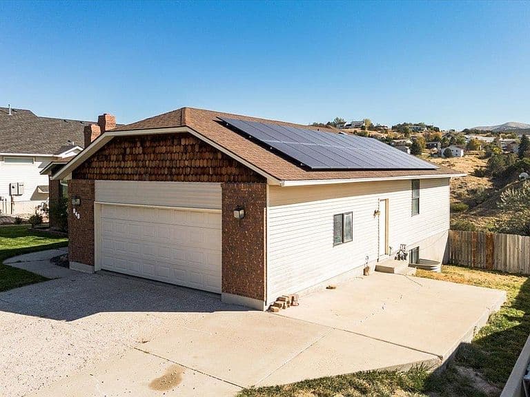 848 Bitterroot Dr photo 5