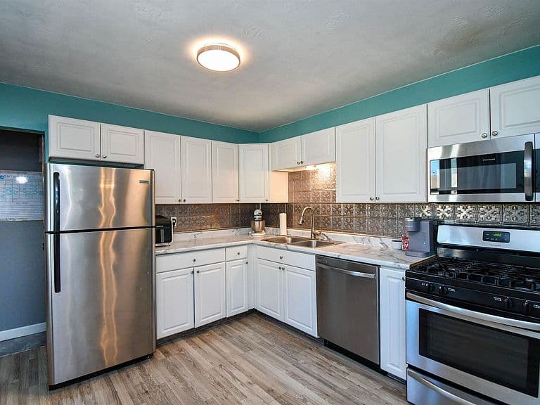 3104 E Claudette Dr photo 5