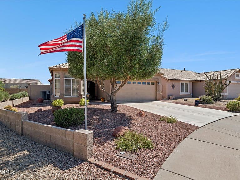10259 W MOHAWK Lane photo 1