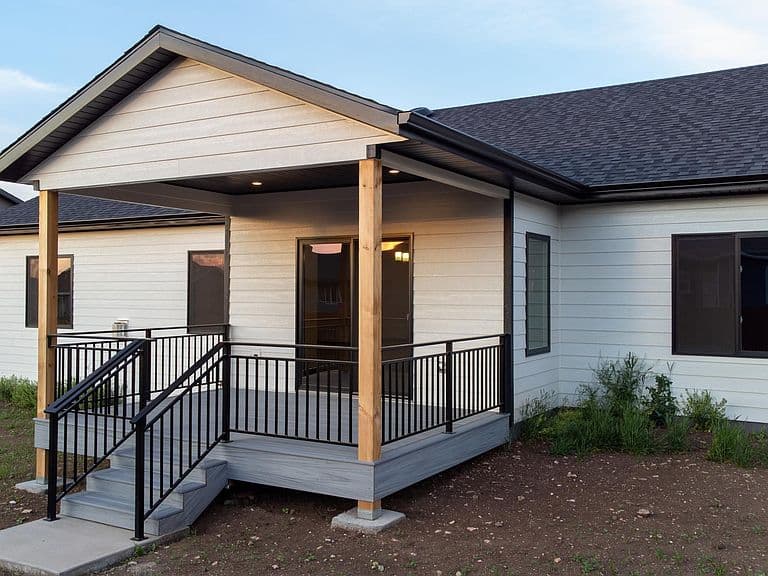 3523 Joseph St photo 4