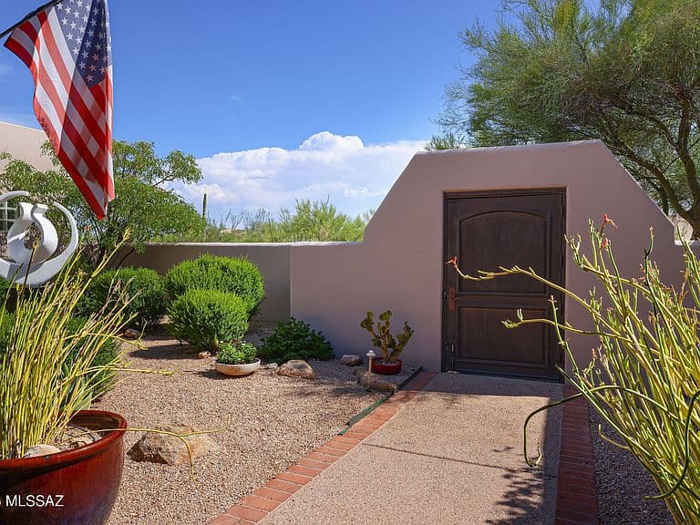 1872 E Quiet Canyon Dr photo 3