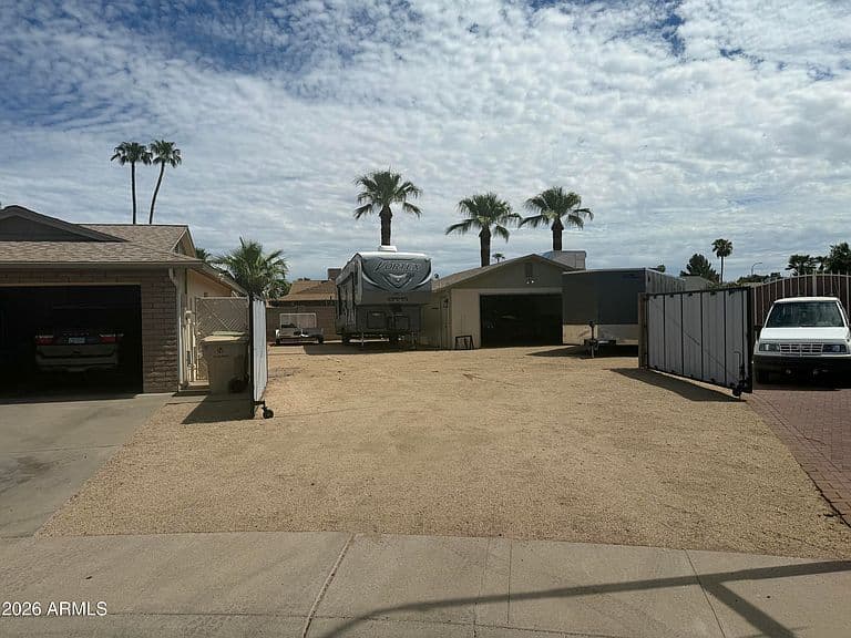 9823 N 48TH Drive photo 5