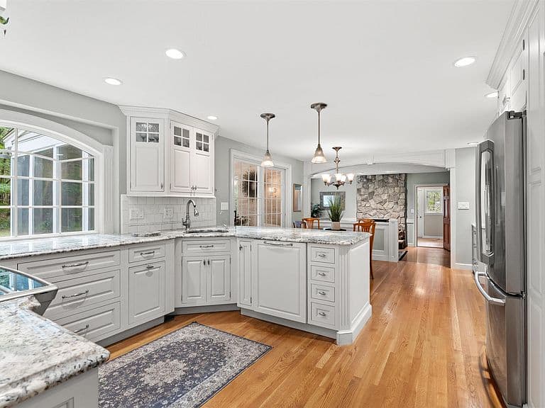 158 Farley Road photo 5