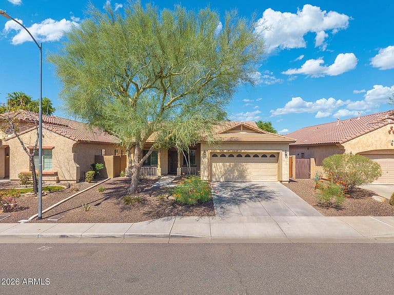 5218 W BUCKSKIN Trail photo 2