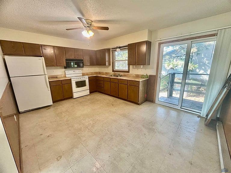 504 Seahawk Dr photo 4